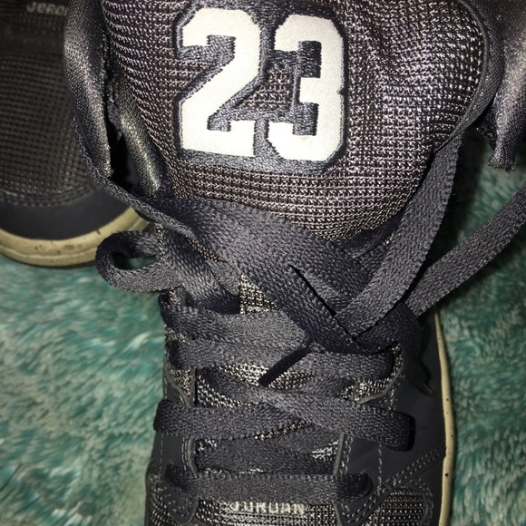 Nike Air Jordan1 Flight 4 Gray - Picture 2 of 8